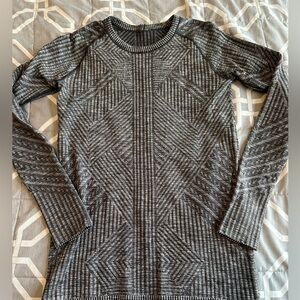 Lululemon Restless Pullover, sz 8